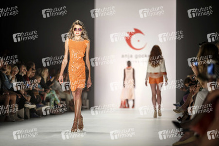 Anja Gockel Fashion Show auf der Mercedes-Benz Week Spring/Summer 2016