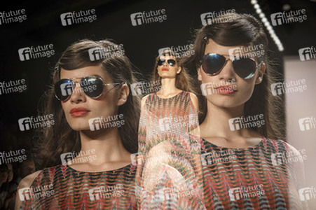 Anja Gockel Fashion Show auf der Mercedes-Benz Week Spring/Summer 2016