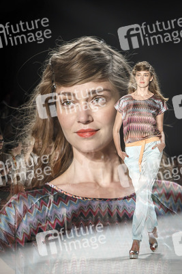 Anja Gockel Fashion Show auf der Mercedes-Benz Week Spring/Summer 2016