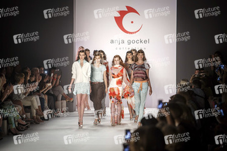Anja Gockel Fashion Show auf der Mercedes-Benz Week Spring/Summer 2016