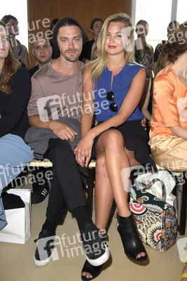Hien Le Fashion Show auf der Berlin Fashion Week Spring/Summer 2016