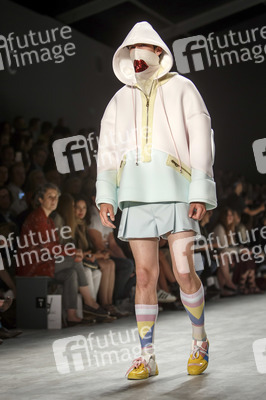 Designer for Tomorrow Fashion Show auf der Mercedes-Benz Week Spring/Summer 2016