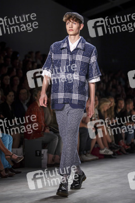 Designer for Tomorrow Fashion Show auf der Mercedes-Benz Week Spring/Summer 2016