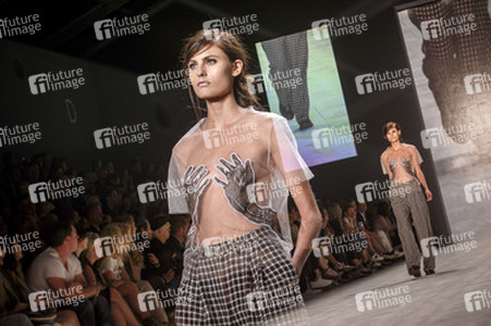 Designer for Tomorrow Fashion Show auf der Mercedes-Benz Week Spring/Summer 2016