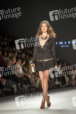 Dimitri Fashion Show auf der Mercedes-Benz Fashion Week Spring/Summer 2016