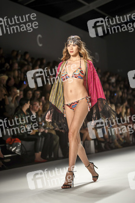 Dimitri Fashion Show auf der Mercedes-Benz Fashion Week Spring/Summer 2016