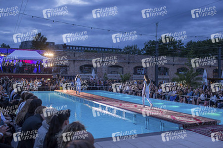 Holy Ghost Fashion Show auf der Mercedes-Benz Week Spring/Summer 2016