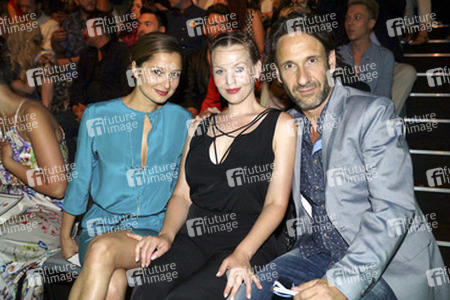 Rebekka Ruetz Fashion Show auf der Mercedes-Benz Week Spring/Summer 2016