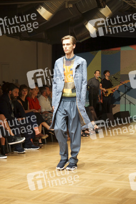 Kilian Kerner Fashion Show auf der Mercedes-Benz Week Spring/Summer 2016