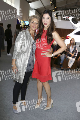 Ewa Herzog Fashion Show auf der Mercedes-Benz Fashion Week Spring/Summer 2016