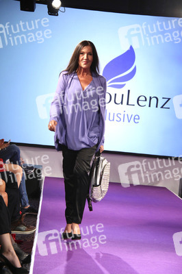 Love & Happiness by Manou Lenz Fashion Show auf der Berlin Fashion Week Spring/Summer 2016