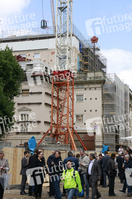 Deutsche Staatsoper Richtfest in Berlin