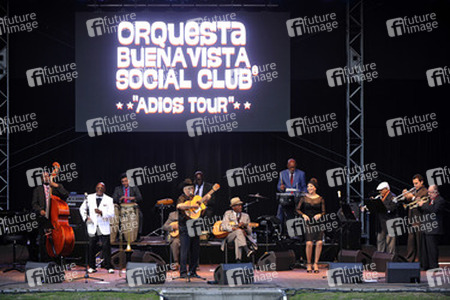 Konzert vom Buena Vista Social Club featuring Omara Portuondo in Hamburg