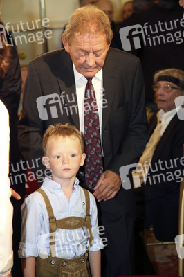 Verleihung des Großen Ehrenzeichens der Republik Österreich an Wolfgang Ambros in Wien
