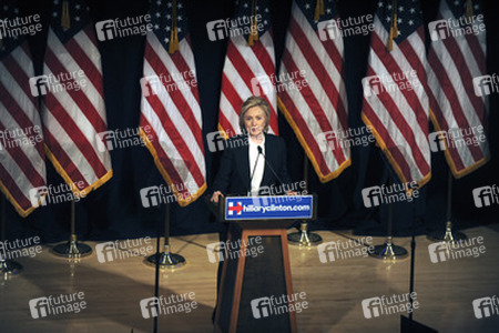 Hillary Clinton spricht in der New School in New York