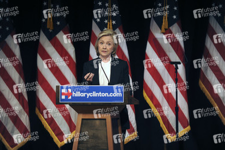 Hillary Clinton spricht in der New School in New York