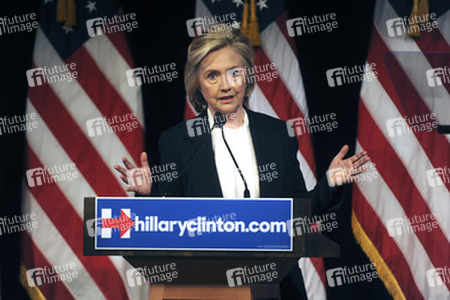 Hillary Clinton spricht in der New School in New York