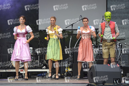Angermaier Trachtenmodenschau in München