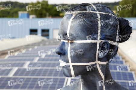 WORKING ART: Photovoltaik Installateur / Solar PV Installer Bodypainting