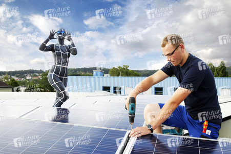 WORKING ART: Photovoltaik Installateur / Solar PV Installer Bodypainting