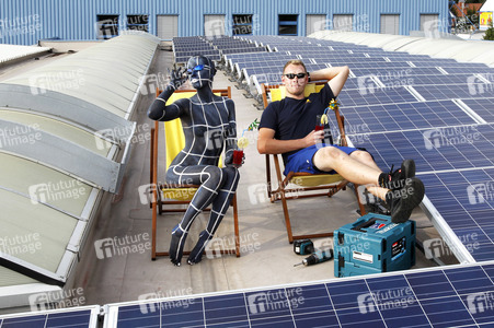 WORKING ART: Photovoltaik Installateur / Solar PV Installer Bodypainting