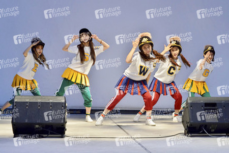 Ellin, Soyul, Way, Choa, Geummi (Crayon Pop)