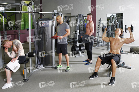 WORKING ART: Fitnesstrainer / Fitness Coach Bodypainting