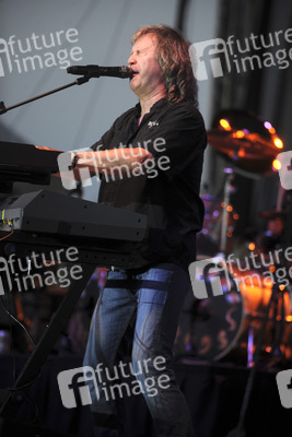 Kansas Perform in Readington
