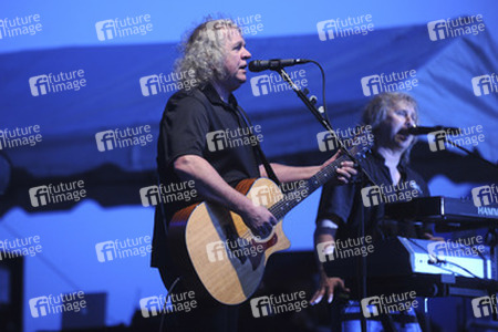Kansas Perform in Readington
