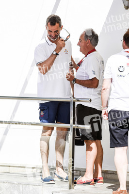Felipe VI. von Spanien besucht die Aifos Crew in Palma de Mallorca