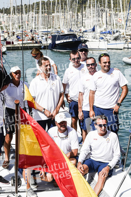 Felipe VI. von Spanien besucht die Aifos Crew in Palma de Mallorca