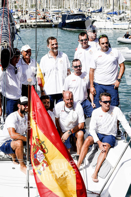 Felipe VI. von Spanien besucht die Aifos Crew in Palma de Mallorca