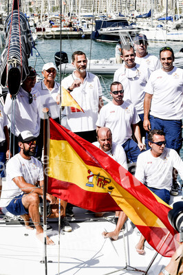 Felipe VI. von Spanien besucht die Aifos Crew in Palma de Mallorca