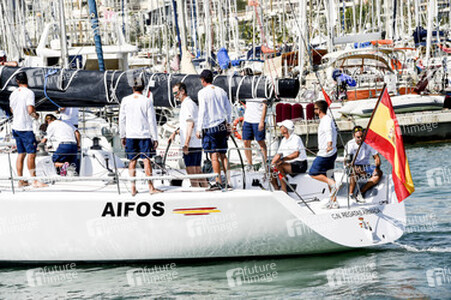 Felipe VI. von Spanien besucht die Aifos Crew in Palma de Mallorca