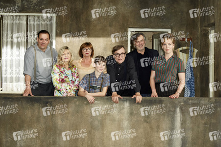 Charly Hübner, Barbara Buhl, Christiane Schaefer, Oscar Brose, Adolf Winkelmann, Lina Beckmann