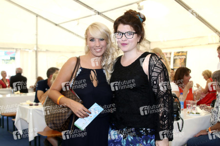 Annemarie EIldfeld, Jana Meyerdierks