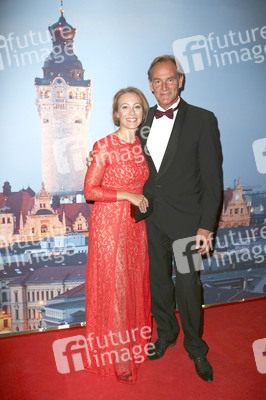 Burkhard Jung mit Freundin Ayleena Wagner