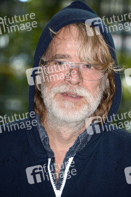 Screening 'Lass knacken, Helge' in Mühlheim