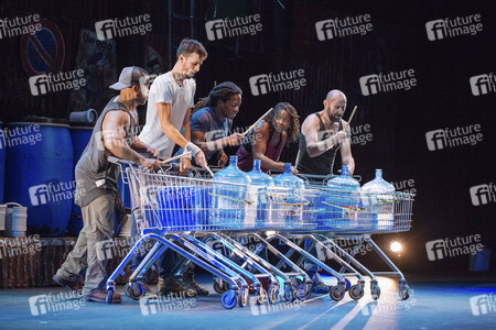 Fotoprobe zur Show 'Stomp' in Köln