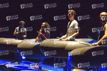 Fotoprobe zur Show 'Stomp' in Köln
