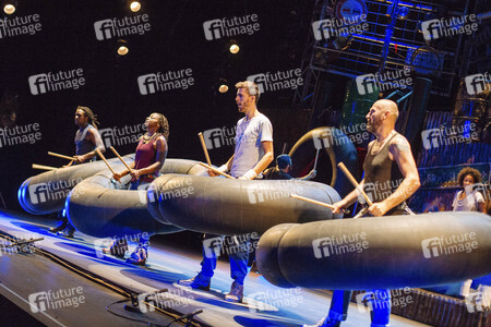Fotoprobe zur Show 'Stomp' in Köln