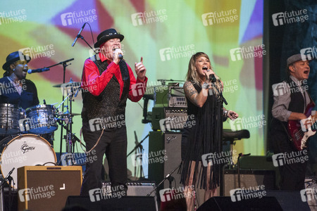 Charity Konzert 'All Along the Moontower' inn Austin