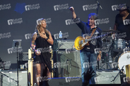 Charity Konzert 'All Along the Moontower' inn Austin