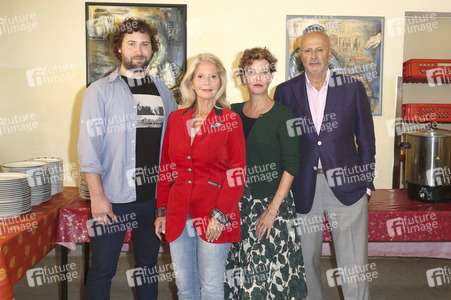 Photocall zum TV-Film 'Auf der Straße' in Hamburg