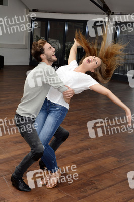 Joelina Drews und Marc Aurel Zeeb trainieren für 'Stepping Out' in Köln