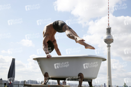 Fototermin zur Varieté Show 'Seifen Oper' in Berlin