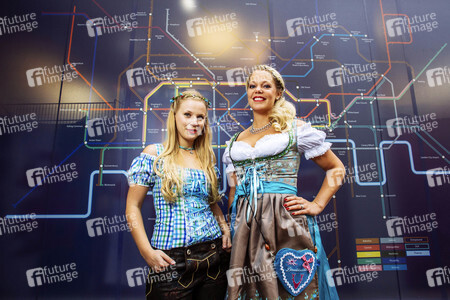 Foto-Shooting mit Models zum Thema 'Oktoberfest' und 'Dirndl' in Köln