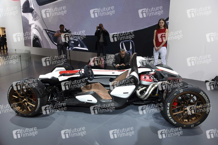 Zweiter Pressetag auf der IAA 2015 in Frankfurt