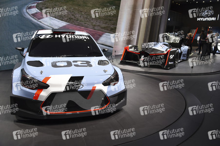 Zweiter Pressetag auf der IAA 2015 in Frankfurt