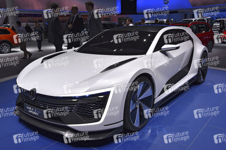 Zweiter Pressetag auf der IAA 2015 in Frankfurt